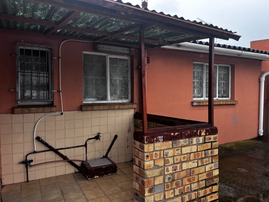 3 Bedroom Property for Sale in Algoa Park Eastern Cape